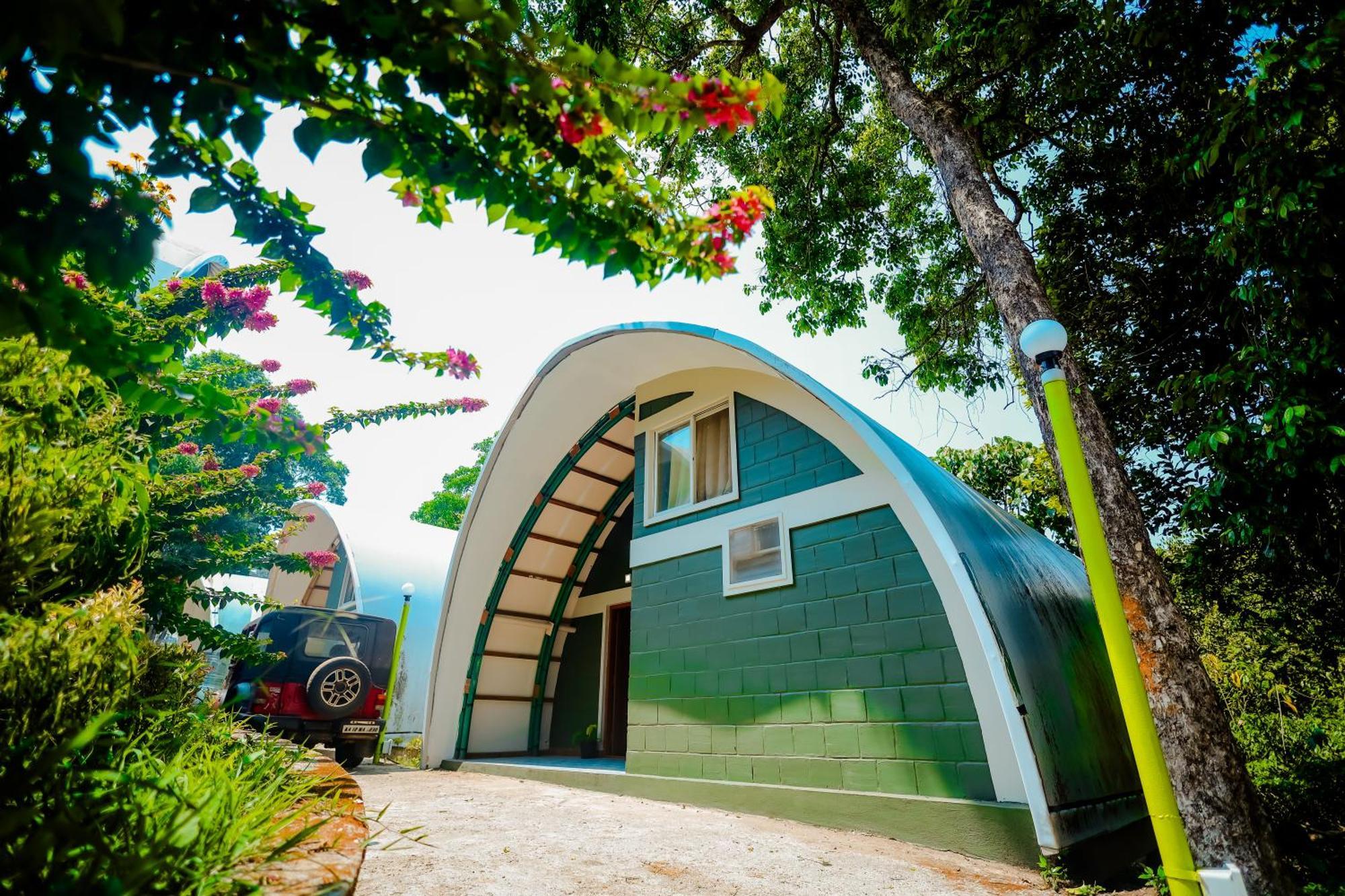 Mookanana Jungle Resort And Spa Hassan Zewnętrze zdjęcie